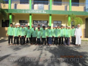 Pose Pimpinan dan Panti Asuhan putra As-Sunnah